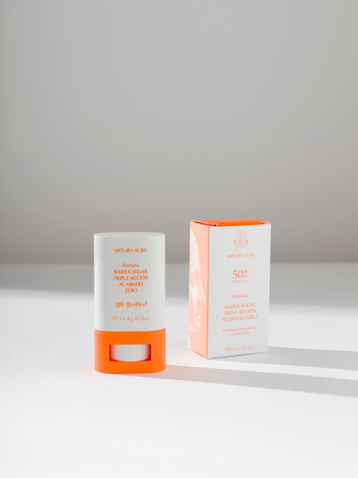 Barra Solar Triple Acción Acabado Zero SPF50+ 14,4g - Arturo Alba