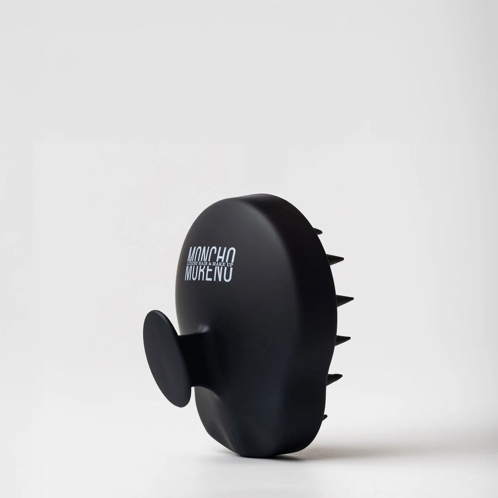 Magic Brush Massage - Moncho Moreno