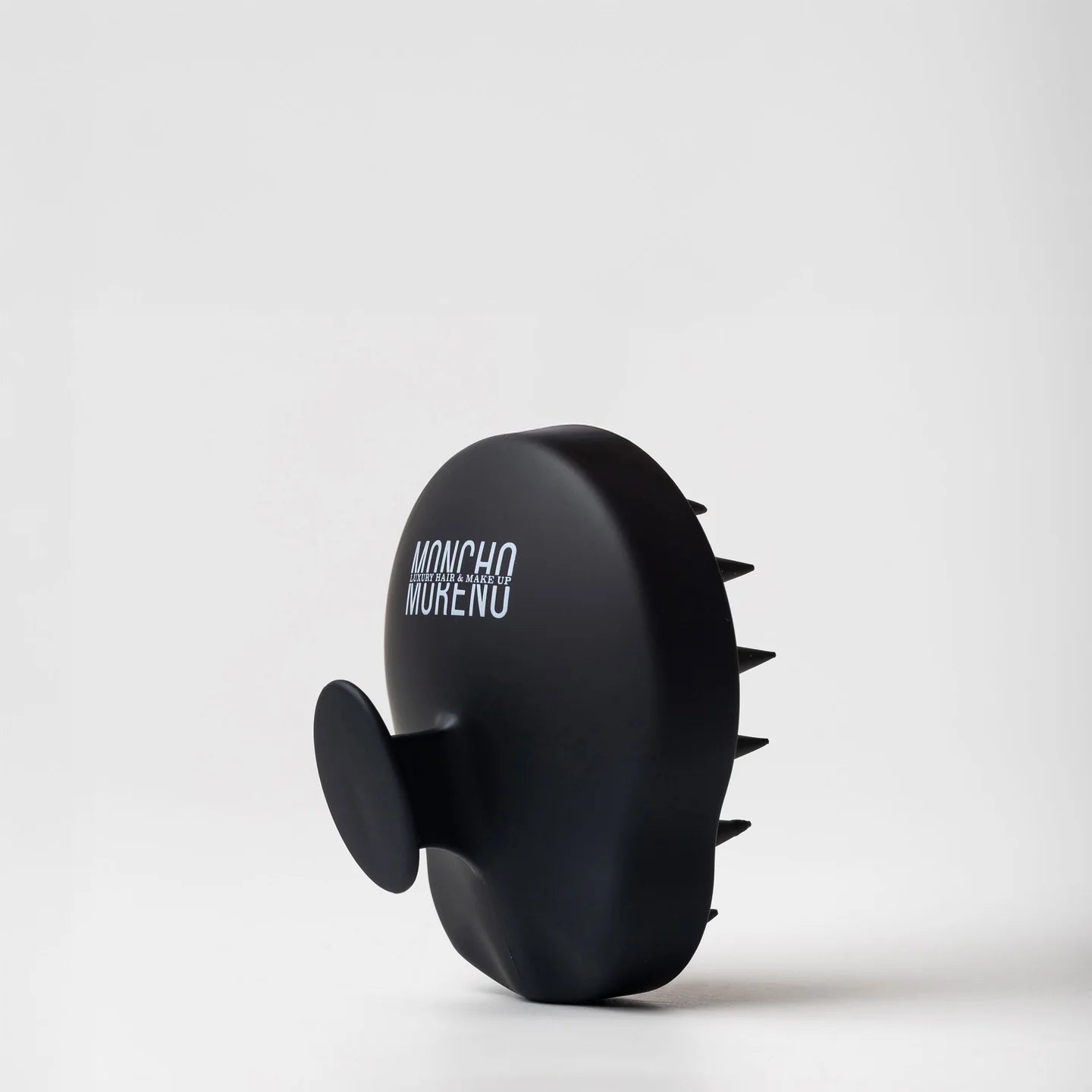 Magic Brush Massage - Moncho Moreno